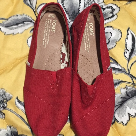 Toms Shoes - Toms Red Flats